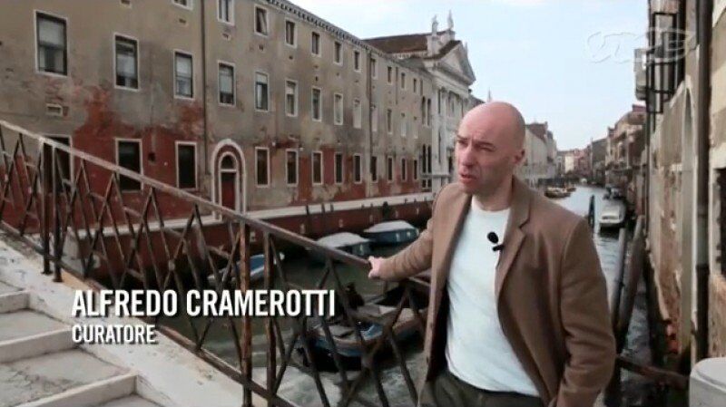 The VICE Guide to the Venice Biennale (Extract Part 2 of 3) Alfredo Cramerotti and Bedwyr Williams [Italian with English subtitles]